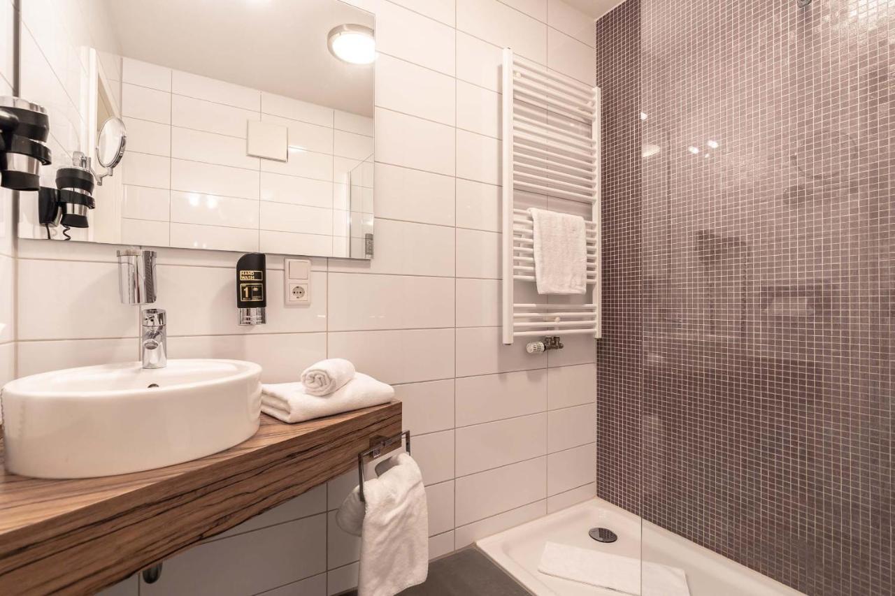 Altstadthotel Guesthouse Die Galerie 잉골슈타트 외부 사진
